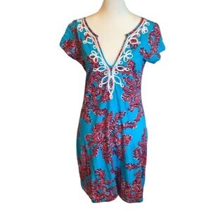 Lilly Pulitzer Rhode Island Dress. Size S. V neck shift dress. Cute style!